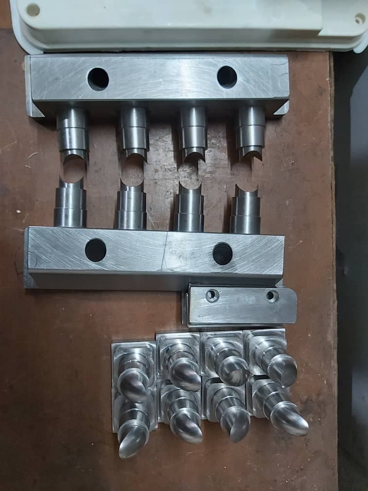 تولید قالب های صنعتی پازل در تبریز