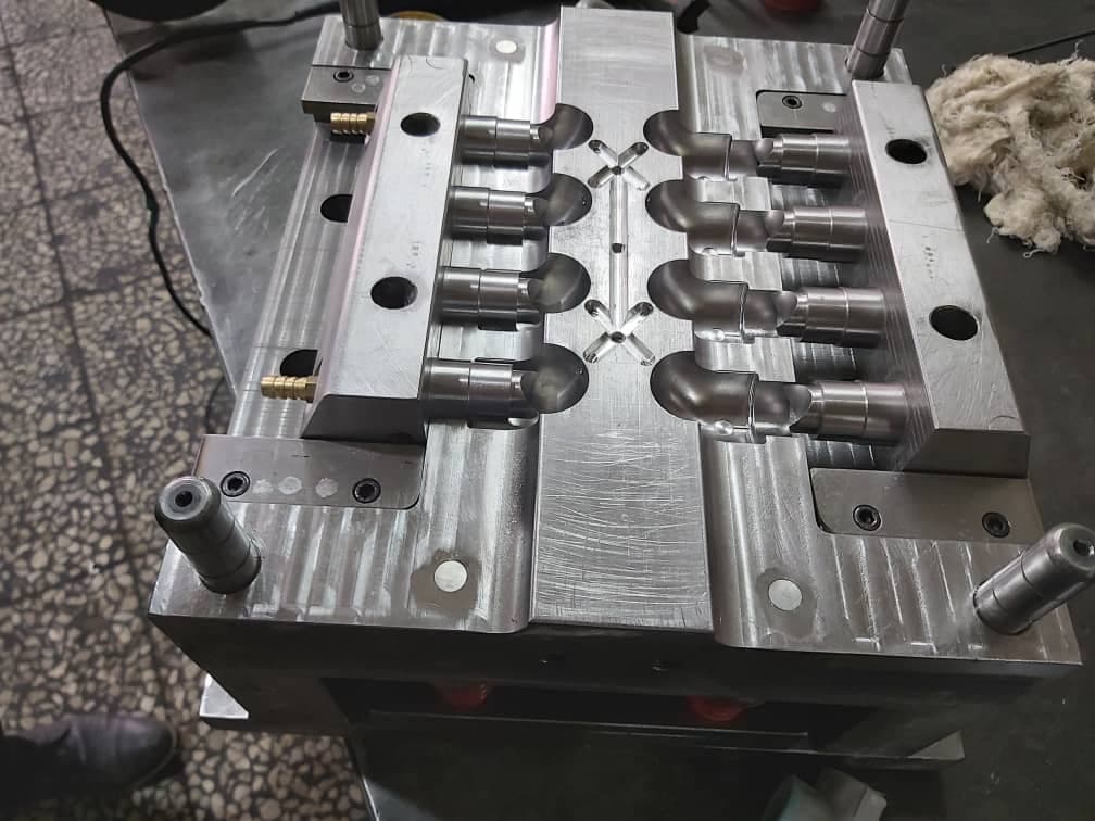 تولید قالب های صنعتی پازل در تبریز