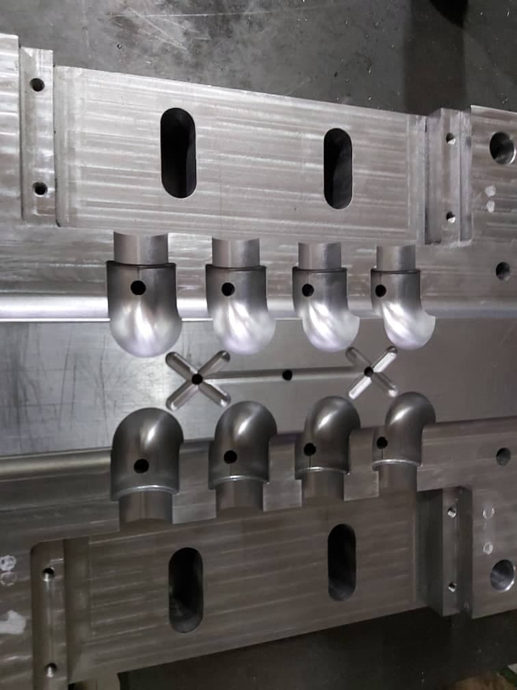 تولید قالب های صنعتی پازل در تبریز