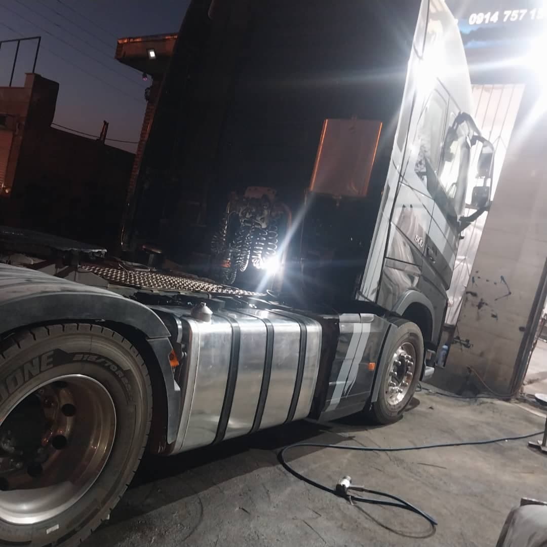 باکسازی ماشین سنگین جاوید در مرند