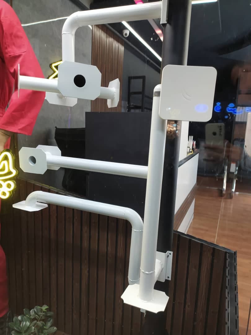 تولید کننده چراغ های لاینی شریفی در گیلان