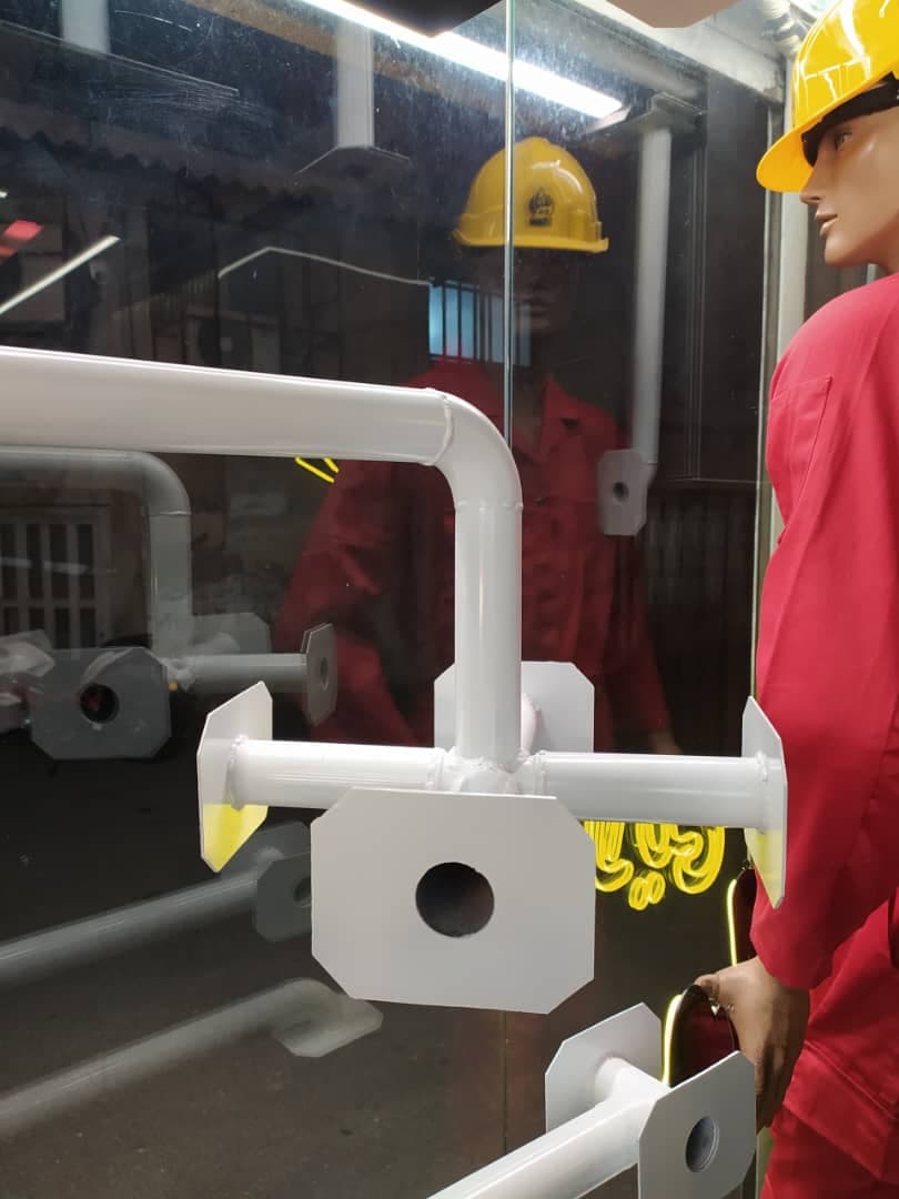 تولید کننده چراغ های لاینی شریفی در گیلان