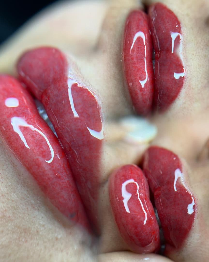 سالن زیبایی مهرآنا در شریعتی 18 ساوه