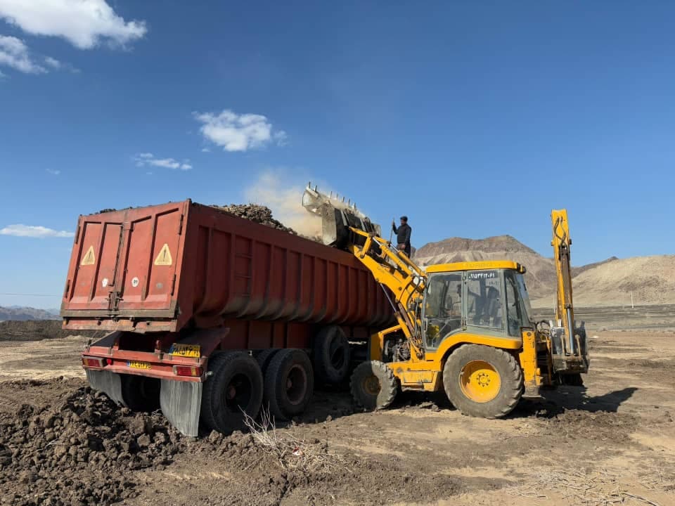 فروش و پخش کودهای حیوانی کود مارکت پورفرد در کرمان