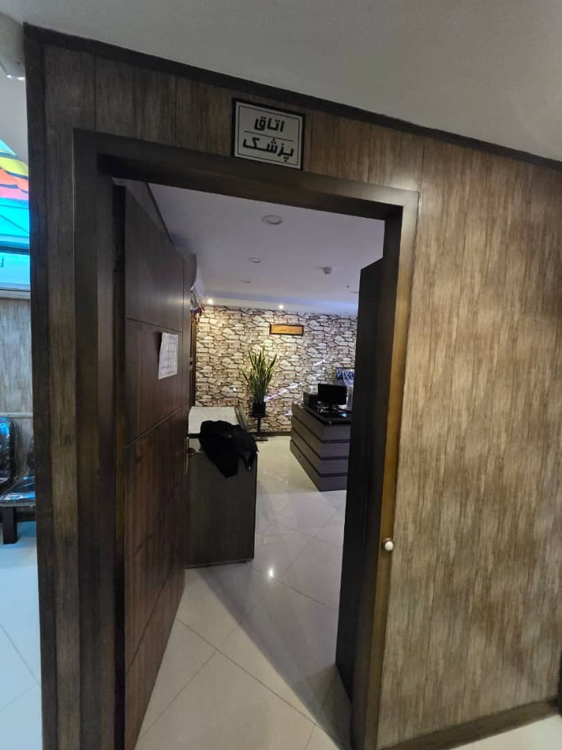 دکتر بهزاد برکتین فوق تخصص کودکان و نوزادان در اصفهان