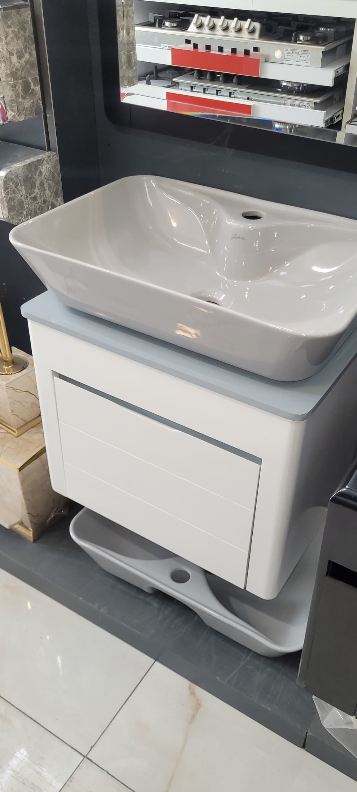 تجهیزات ساختمانی سامان در رشت