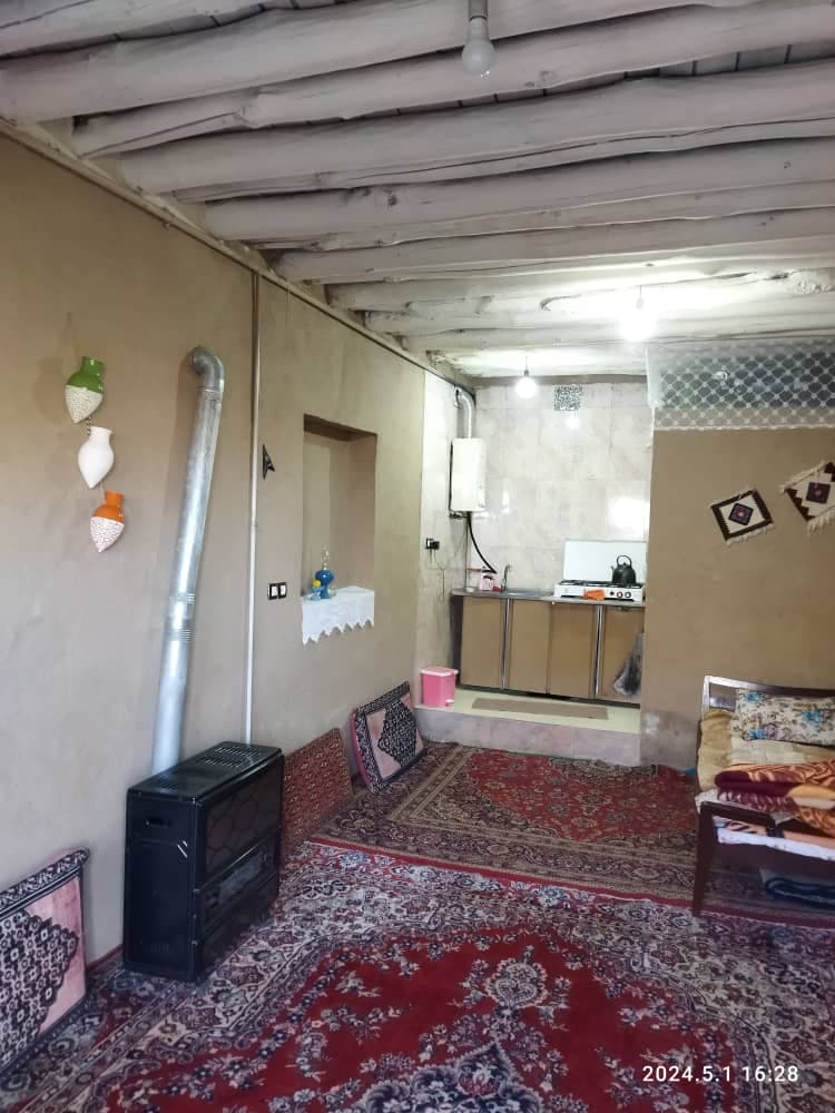 اقامتگاه آنا در جنگل ابر شهر شاهرود