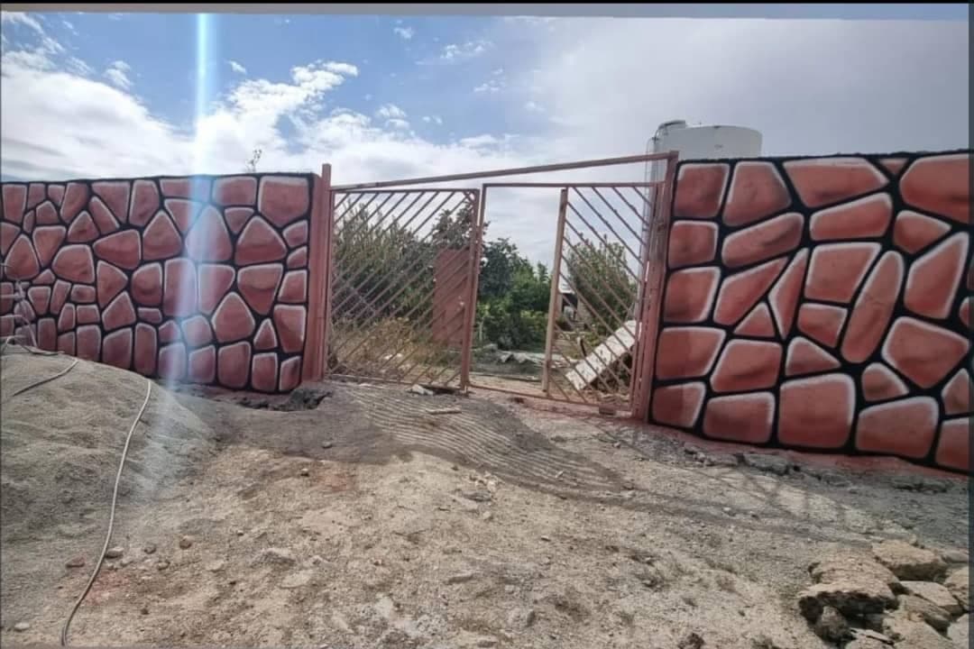 نقاشی باغ سیار طاها در شهریار