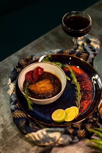 رستوران دریایی سلام ماهی Hi fish در خواجه عطا بندرعباس