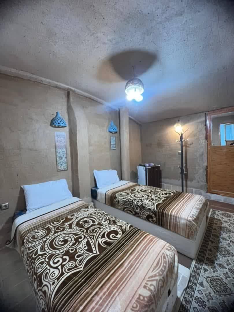 اقامتگاه بومگردی خشت آباد در بافت تاریخی یزد