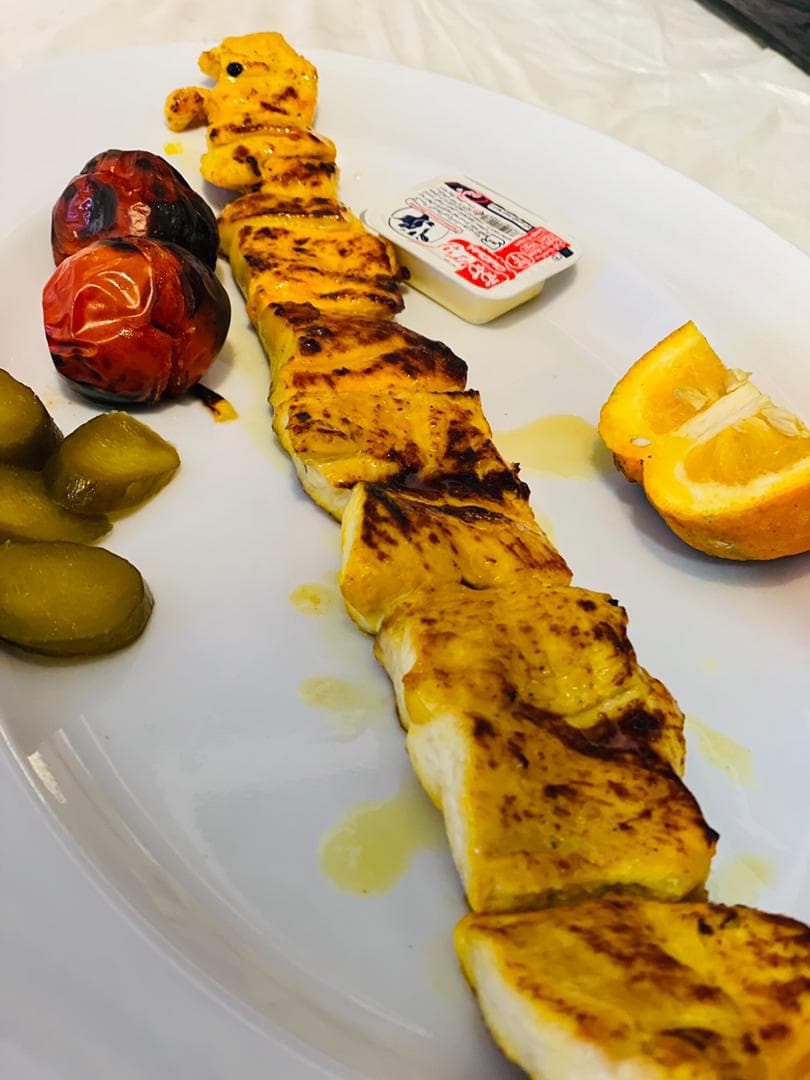 رستوران اکبرجوجه خواجوی در سمنان