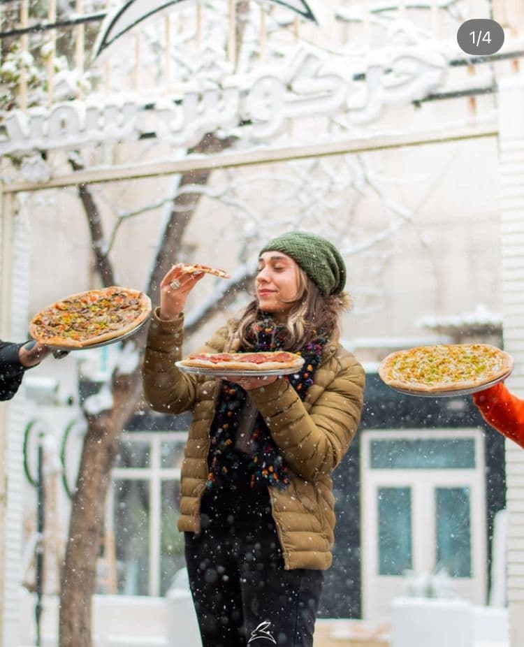 رستوران خرگوش سفید در نیشابور