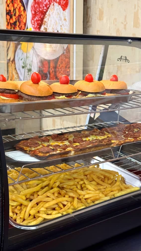 رستوران باغ پدری در جاده چالوس کرج