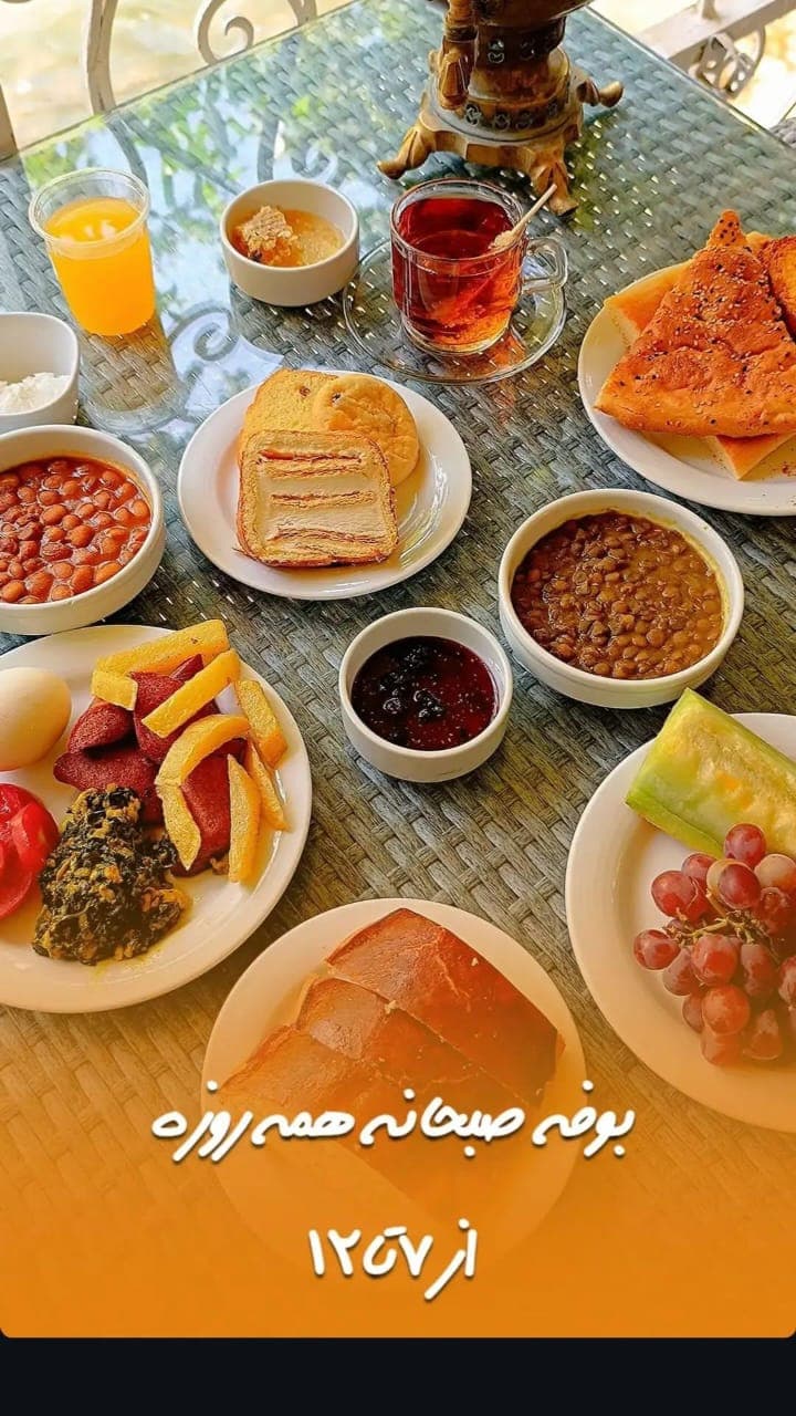 صبحانه سلف سرویس باغ پدری در کرج