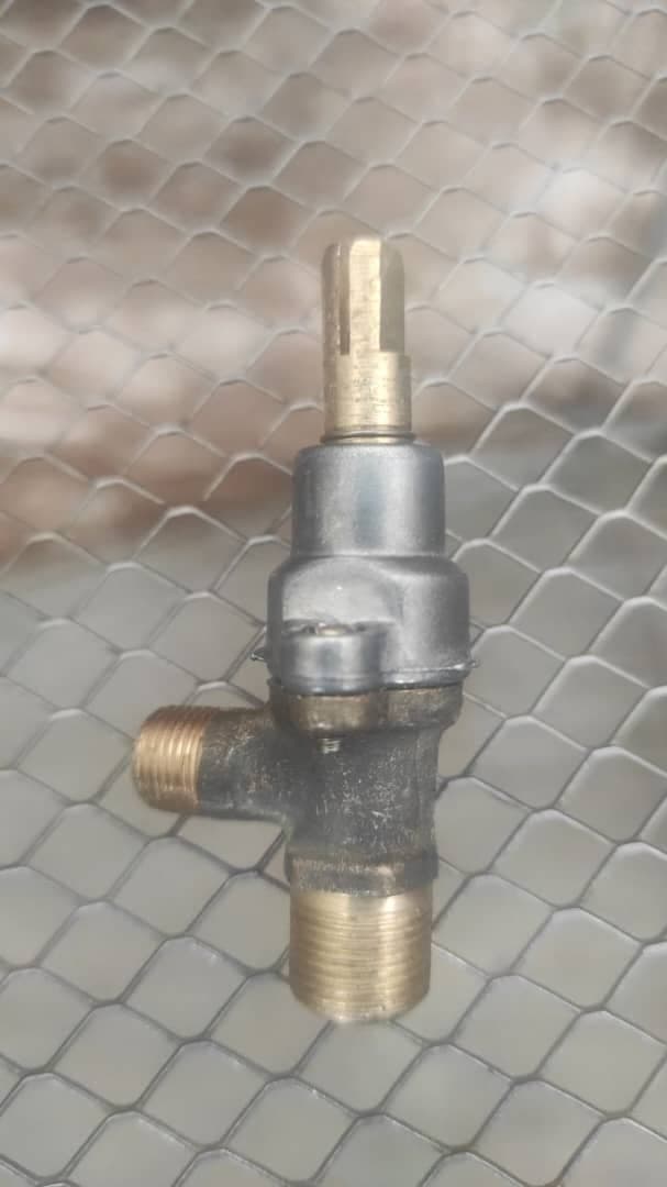 تولید و فروش شیر اجاق گاز برنجی نقی زاده در اهر