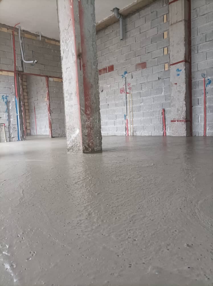 اجرای تخصصی کفسازی فوم بتن سجاد خانواده در رشت