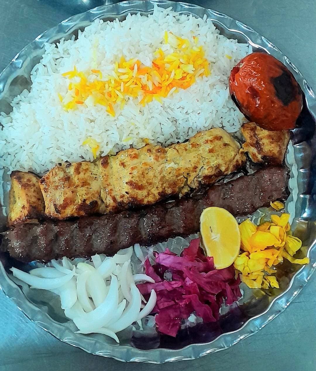 چلو جوجه حاج مجتبی گلوگاه شمال در خرم آباد