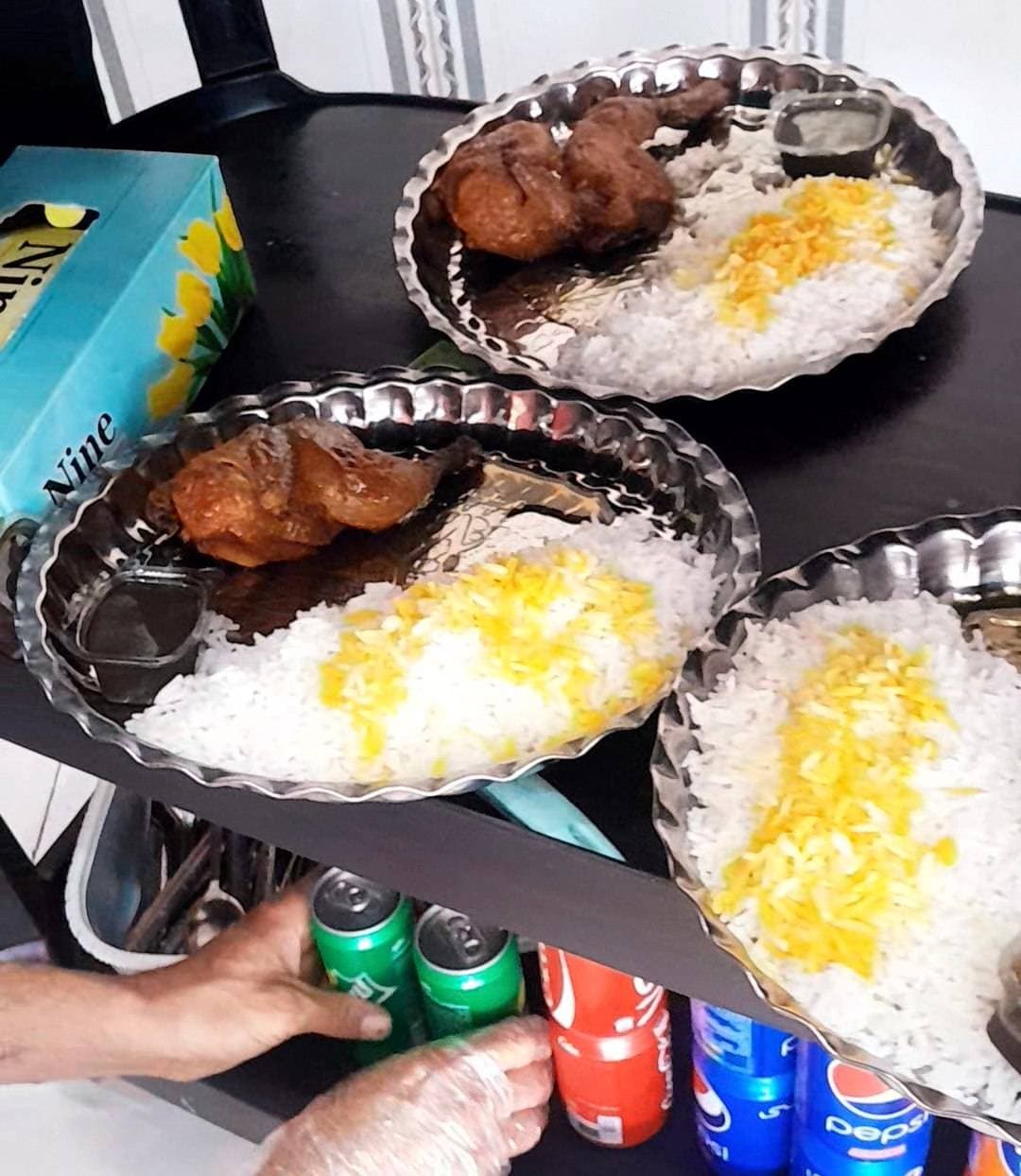 چلو جوجه حاج مجتبی گلوگاه شمال در خرم آباد