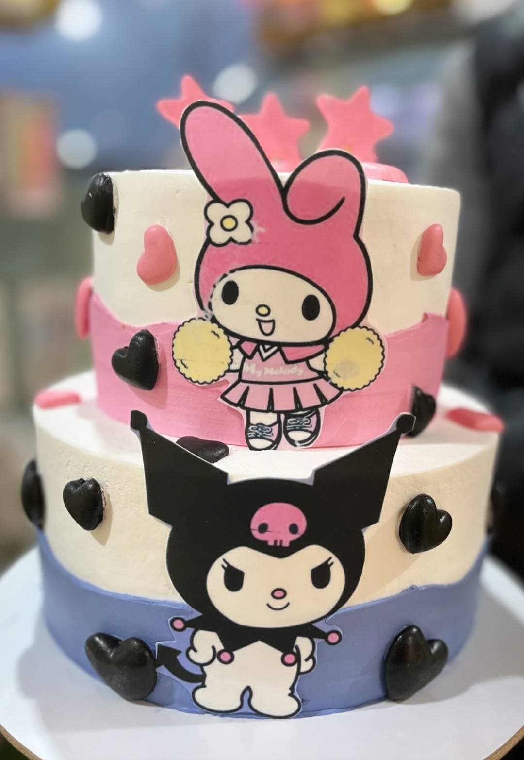 شیرینی سرای کالین در اردبیل