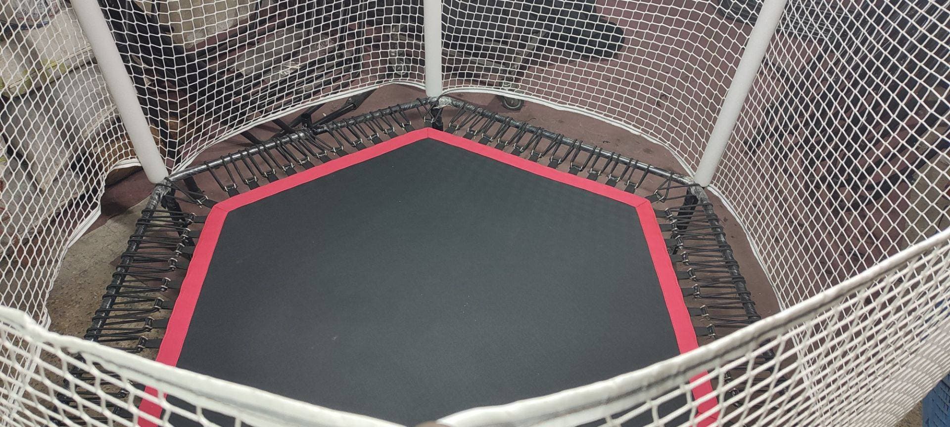 تولید و فروش ترامپولین فصیحی در اصفهان