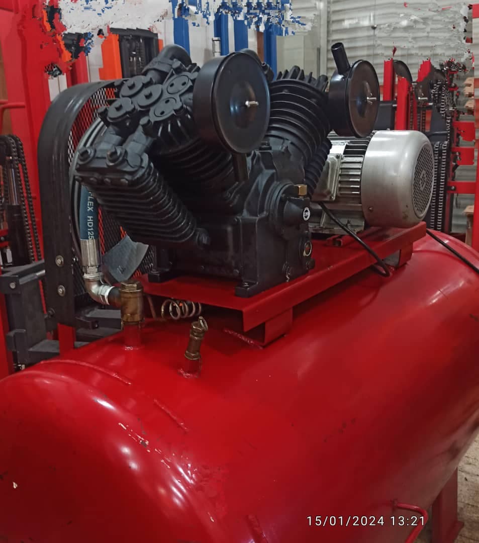 تولید کمپرسور باد و مخازن تحت فشار نیاوران در شهرکرد