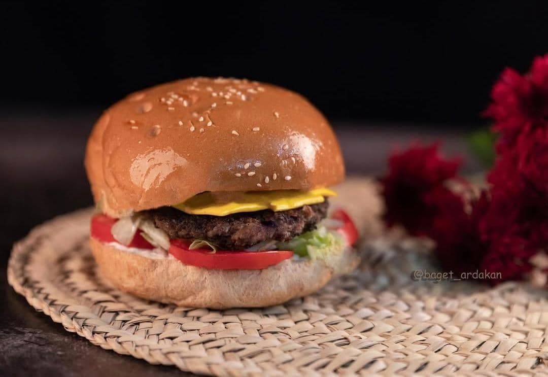 فست فود باگت اهتمامی در صدر آباد اردکان