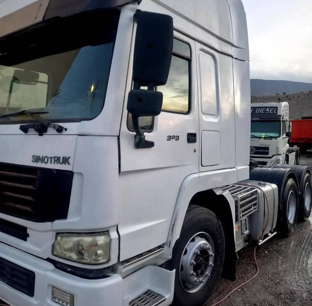 نمایشگاه کامیون سنگین سناتور در کرمانشاه