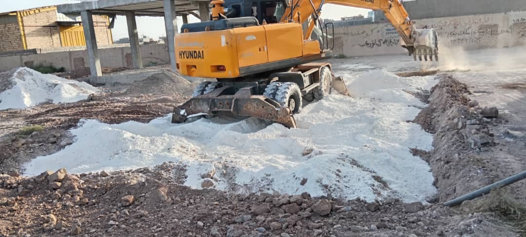 خدمات خاکبرداری و لایه کوبی رنجبر در کرمان