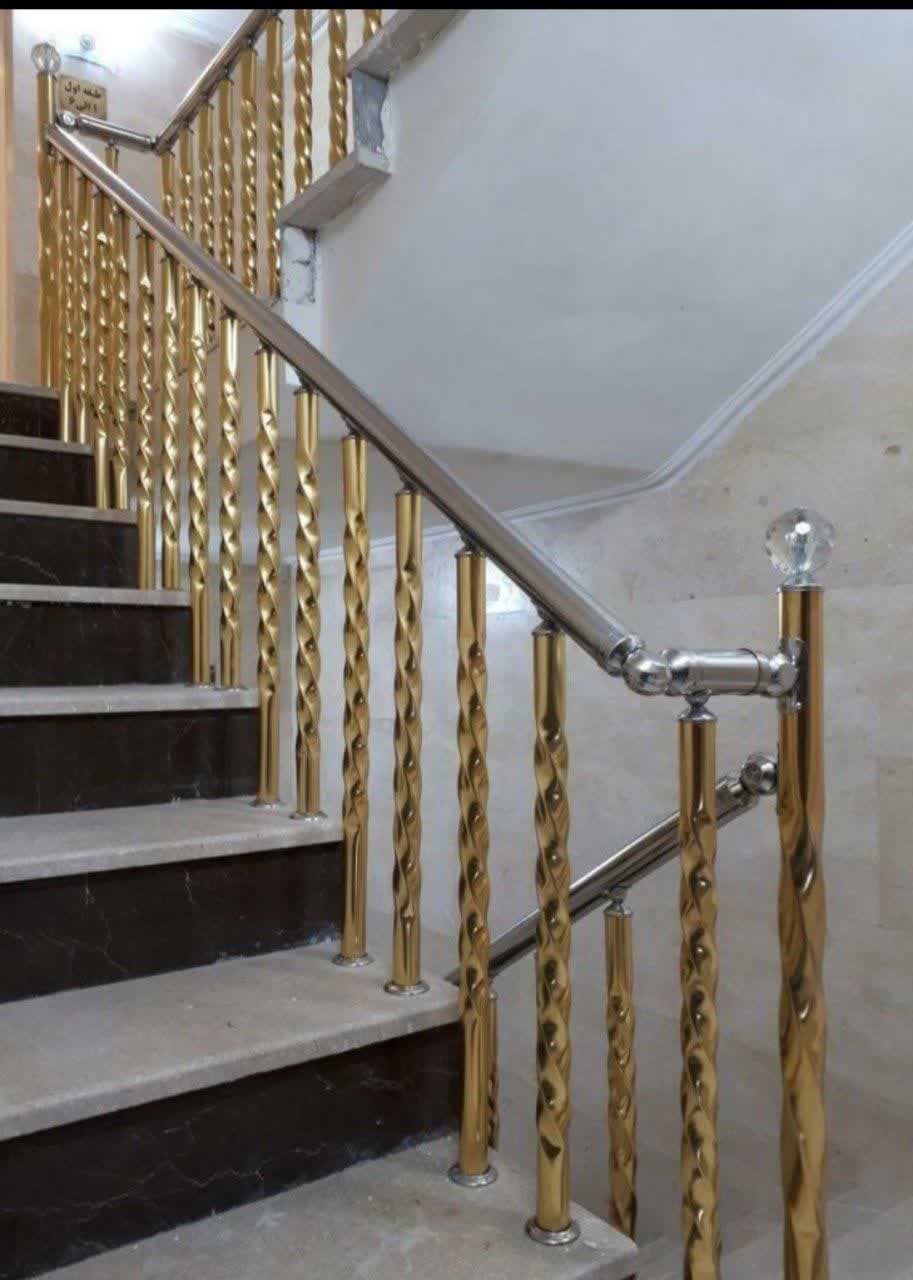 نصب و فروش یراق آلات نرده استیل شرق حیدری در اصفهان