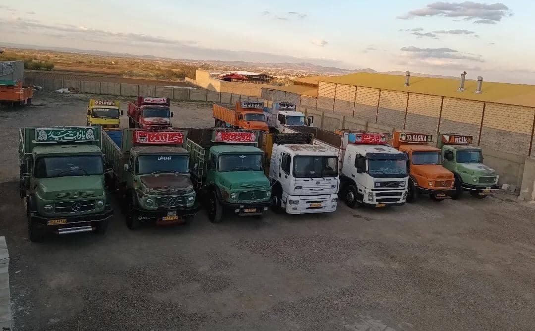 نمایشگاه کامیون سلطانی در همدان