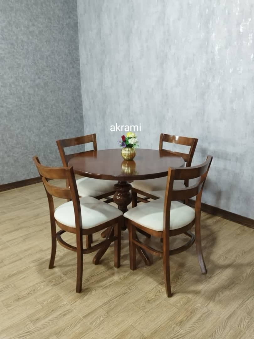 تولید و فروش میز غذاخوری نمایشگاه اکرمی در ساوه