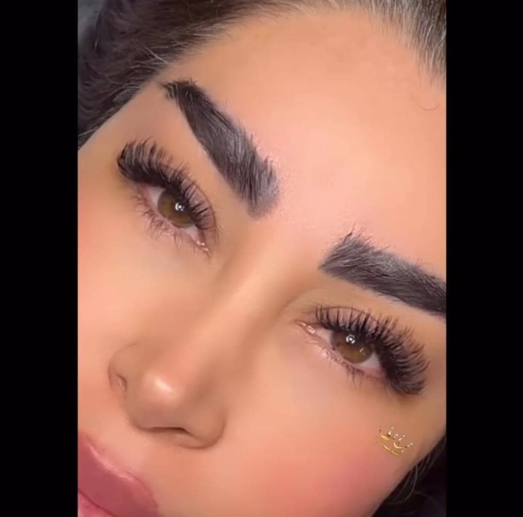 آموزش خدمات کاشت مژه هدیه مقدم در عظیمیه کرج