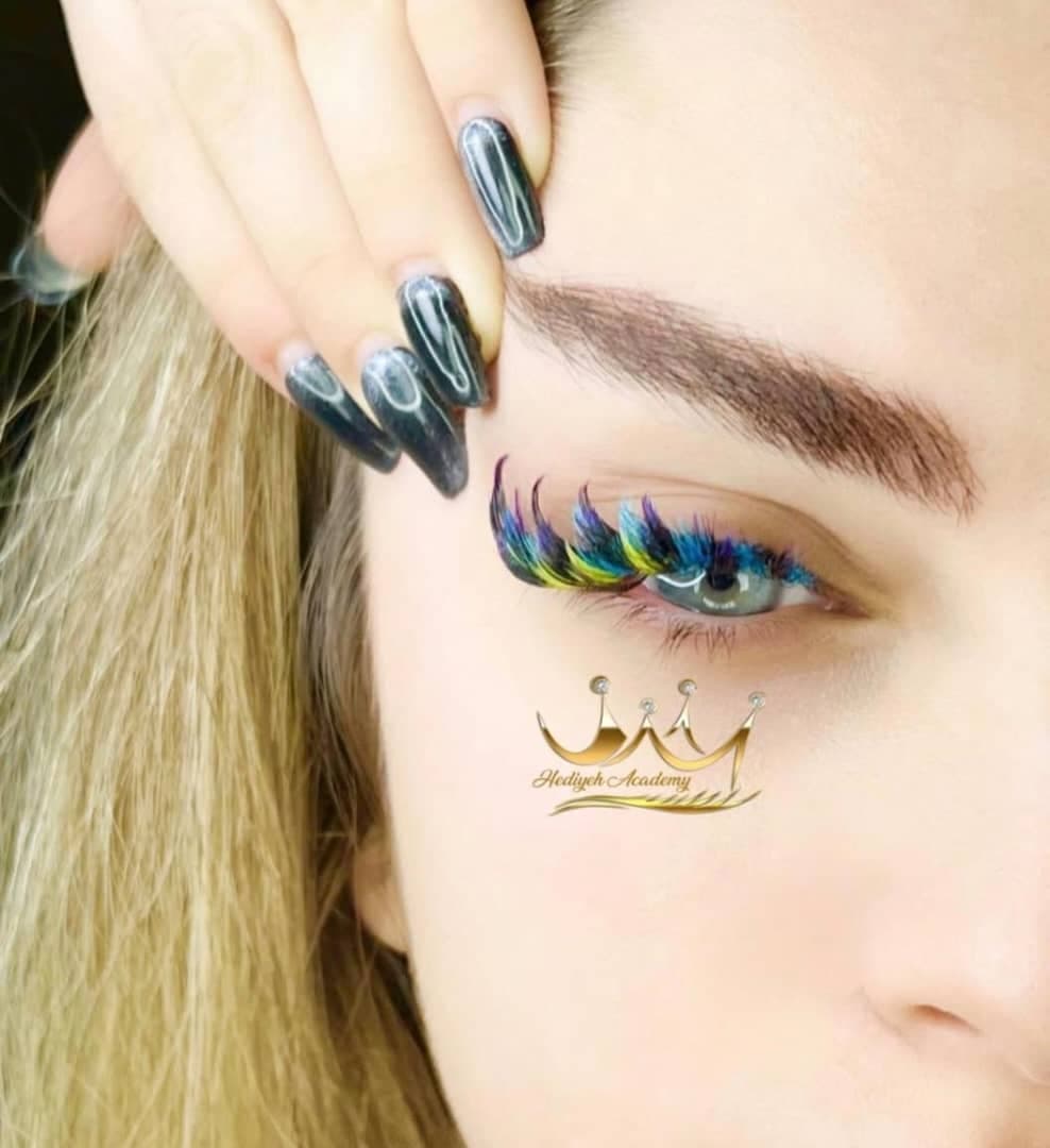 آموزش خدمات کاشت مژه هدیه مقدم در عظیمیه کرج