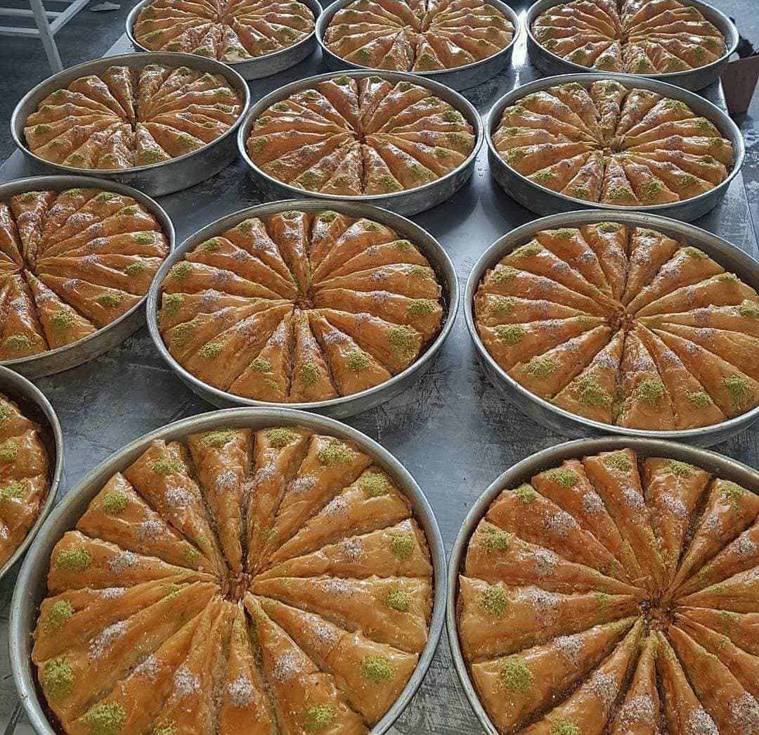 باقلوا استانبولی نفیس کرمانشاه