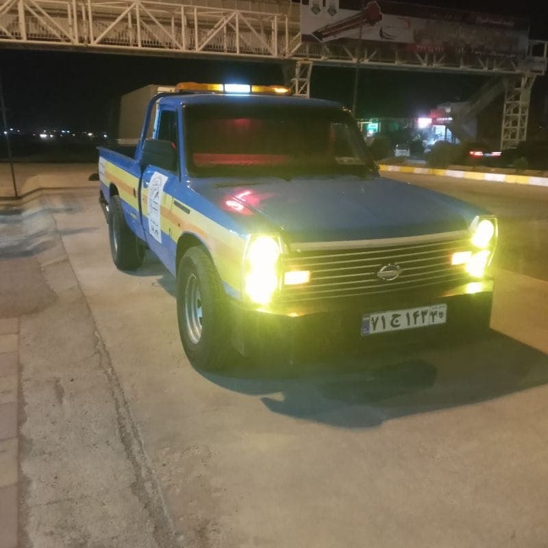 نیسان یدک کش با چرخ گیر حقدان در اشتهارد