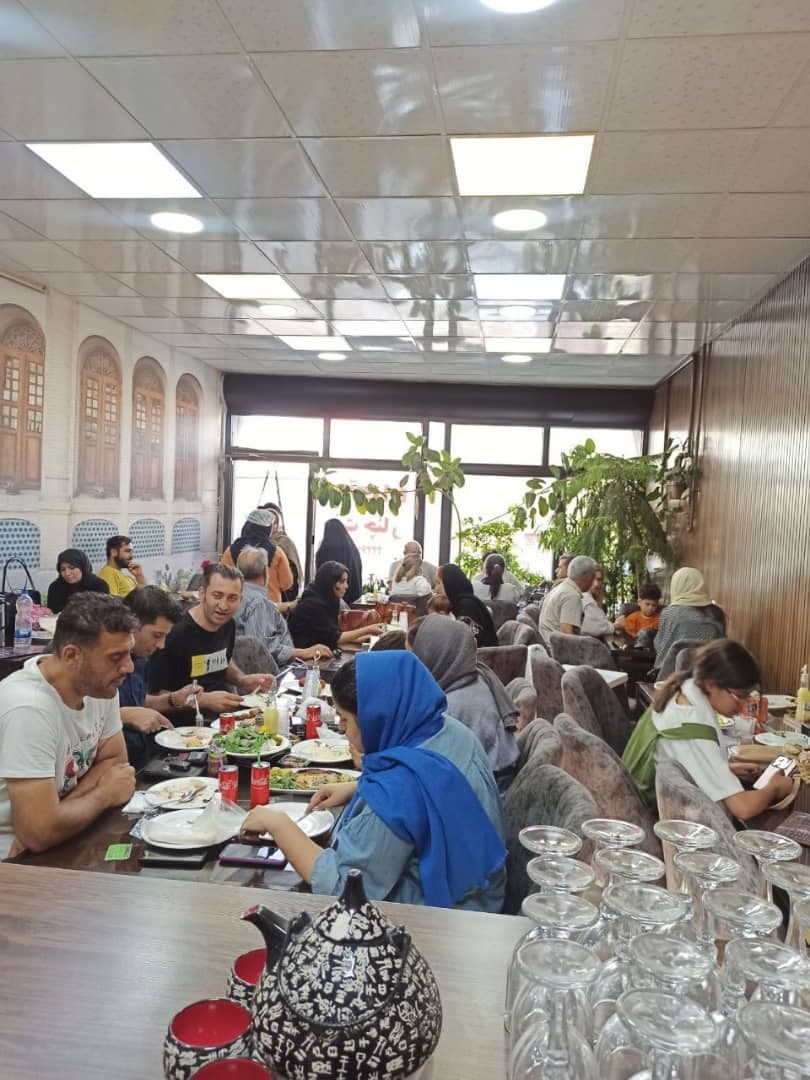 رستوران هفت چنار در زنجان