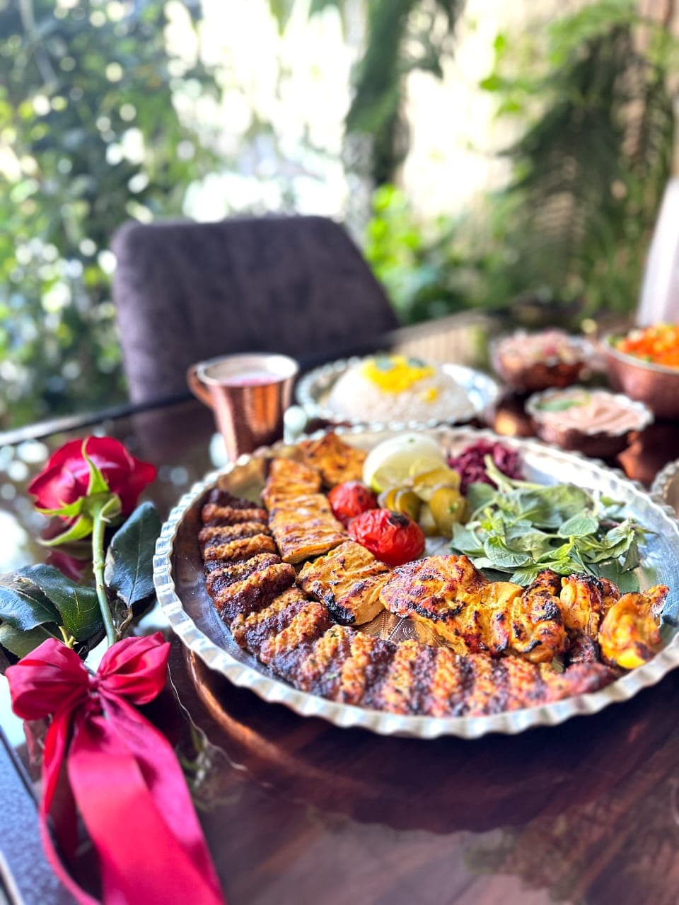 رستوران هفت چنار در زنجان