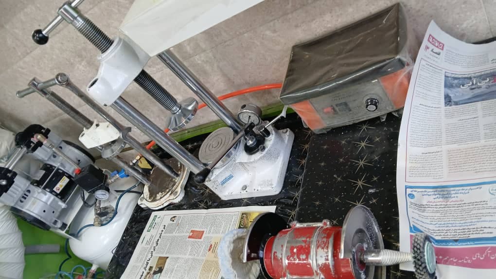 تکنسین پروتزهای دندانی عباس بهنام پور در ملایر