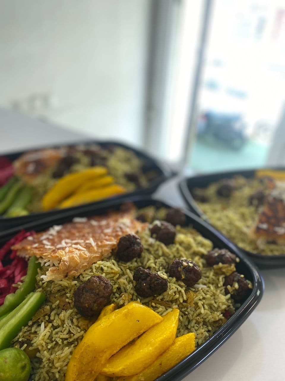 غذای بیرون بر شالتو در بوشهر