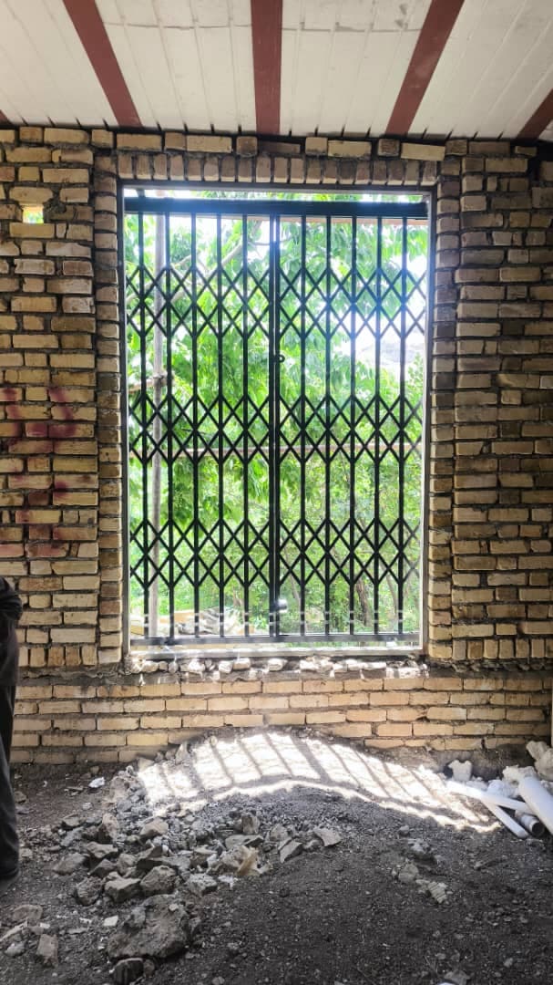 ساخت حفاظ آکاردئونی و فرفورژه حفاظ سازان مدرن منصوریان در کرج