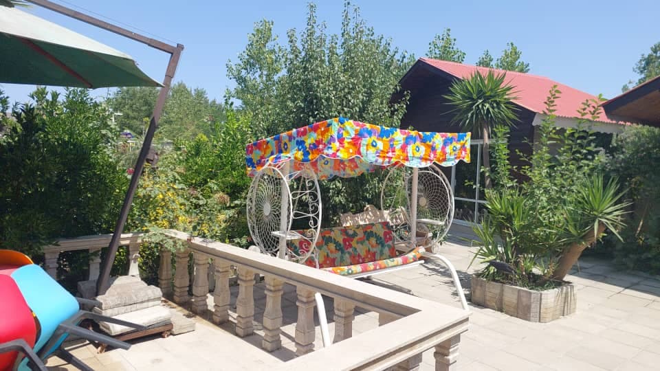 کافه رستوران گیلای در خمام