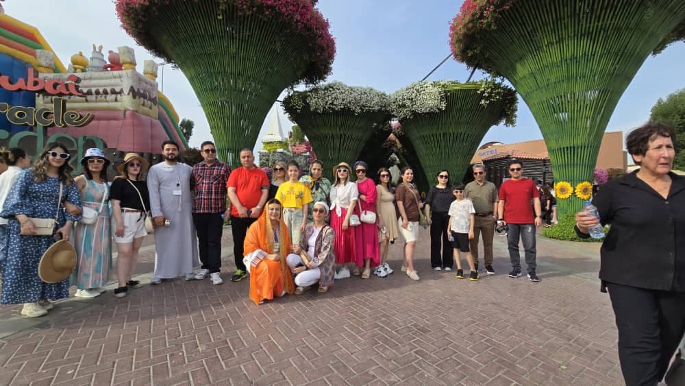 تورهای شاد مرجان و عباس در رشت