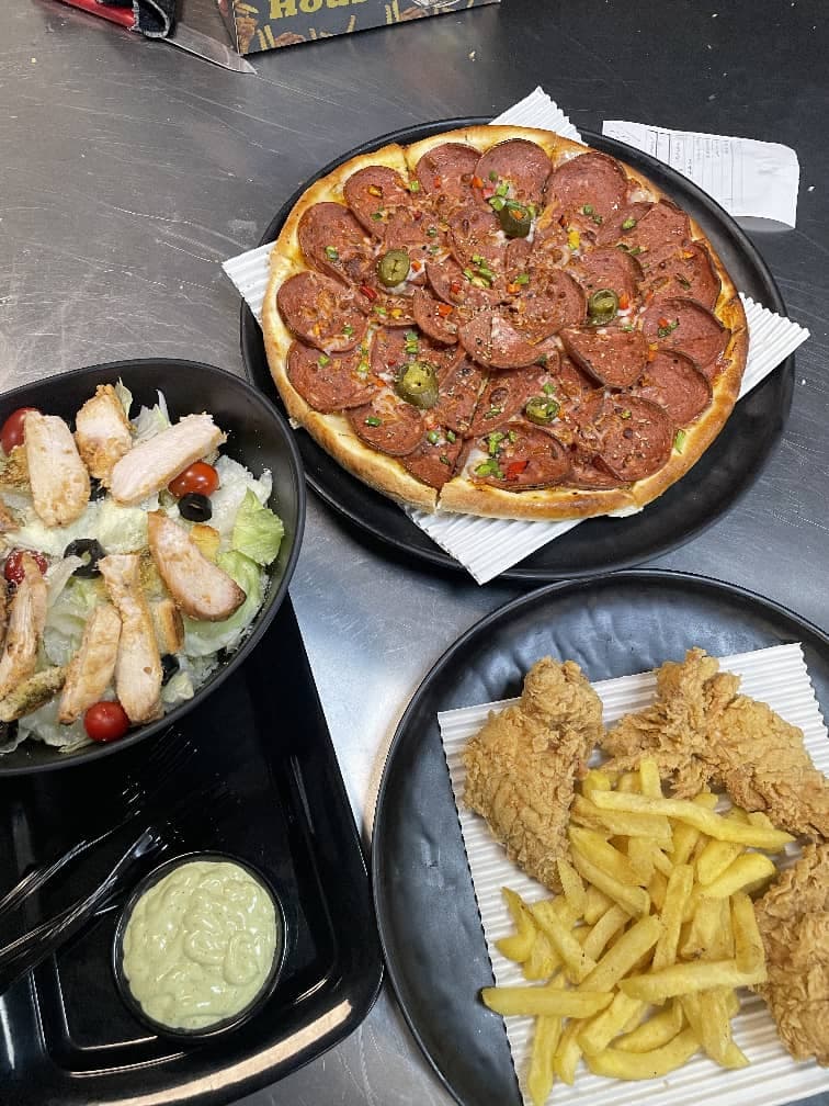 فست فود خانه سوخاری شب در گلپایگان اصفهان