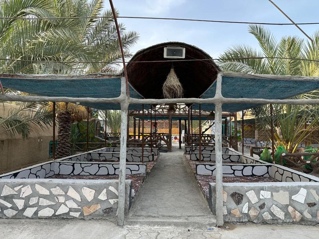 باغ رستوران تک ستاره بلوچستان در سراوان