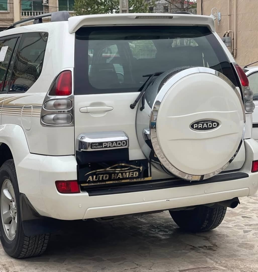 نمایشگاه ماشینهای ایرانی و خارجی اتو حامد شبرنگ جاده رشت به تالش