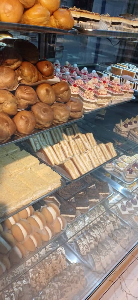 قنادی گلساران در رشت