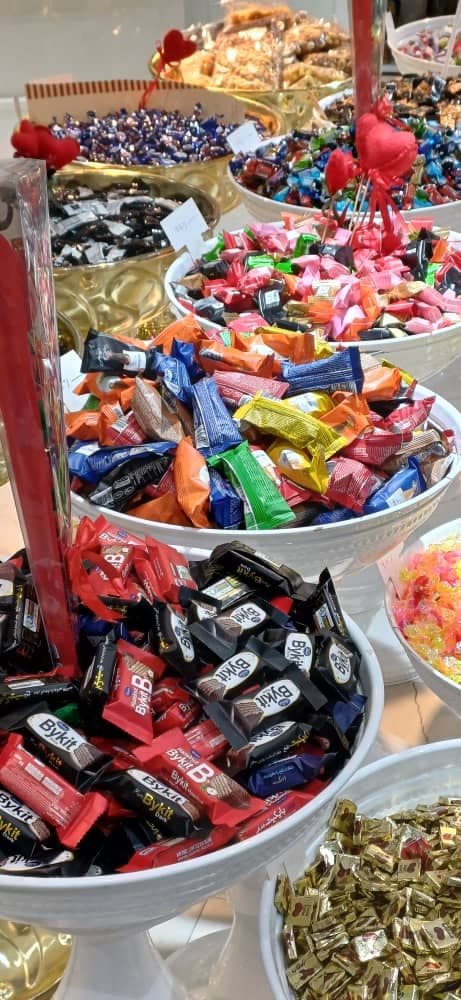 قنادی گلساران در رشت