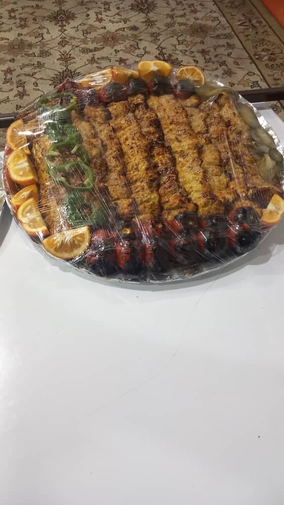 تهیه غذای حجی خان در شهرک سلامت اصفهان