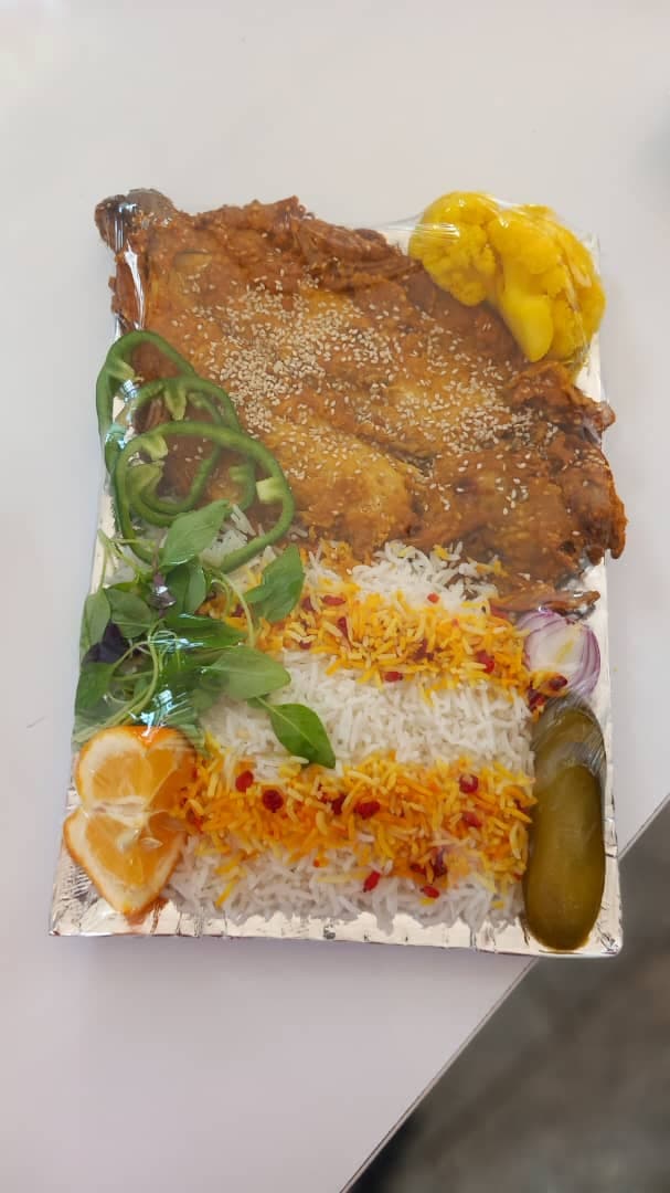 تهیه غذای حجی خان در شهرک سلامت اصفهان