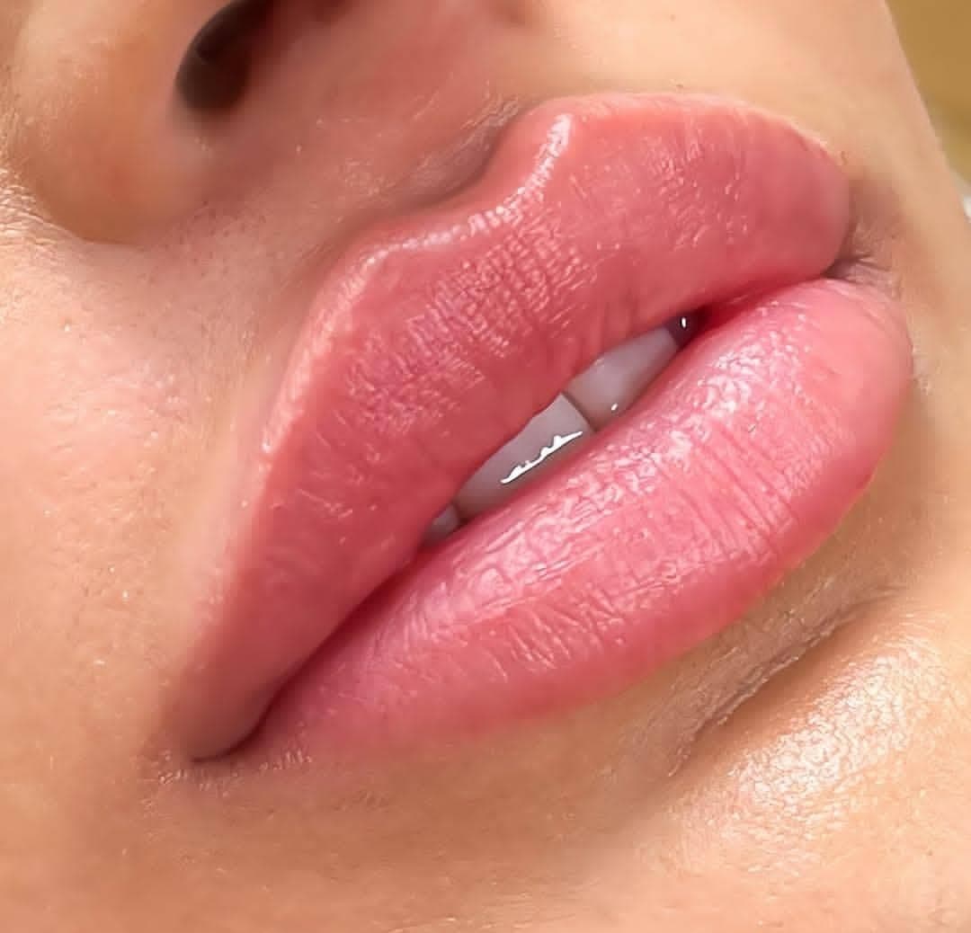 کلینیک زیبایی پوست و مو مازند در قائمشهر